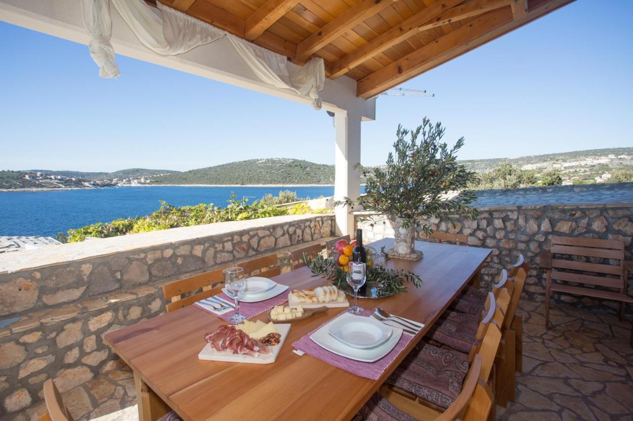 Villa, Stone House With Swimming Pool & Sauna, Beach, Sevid Eksteriør bilde