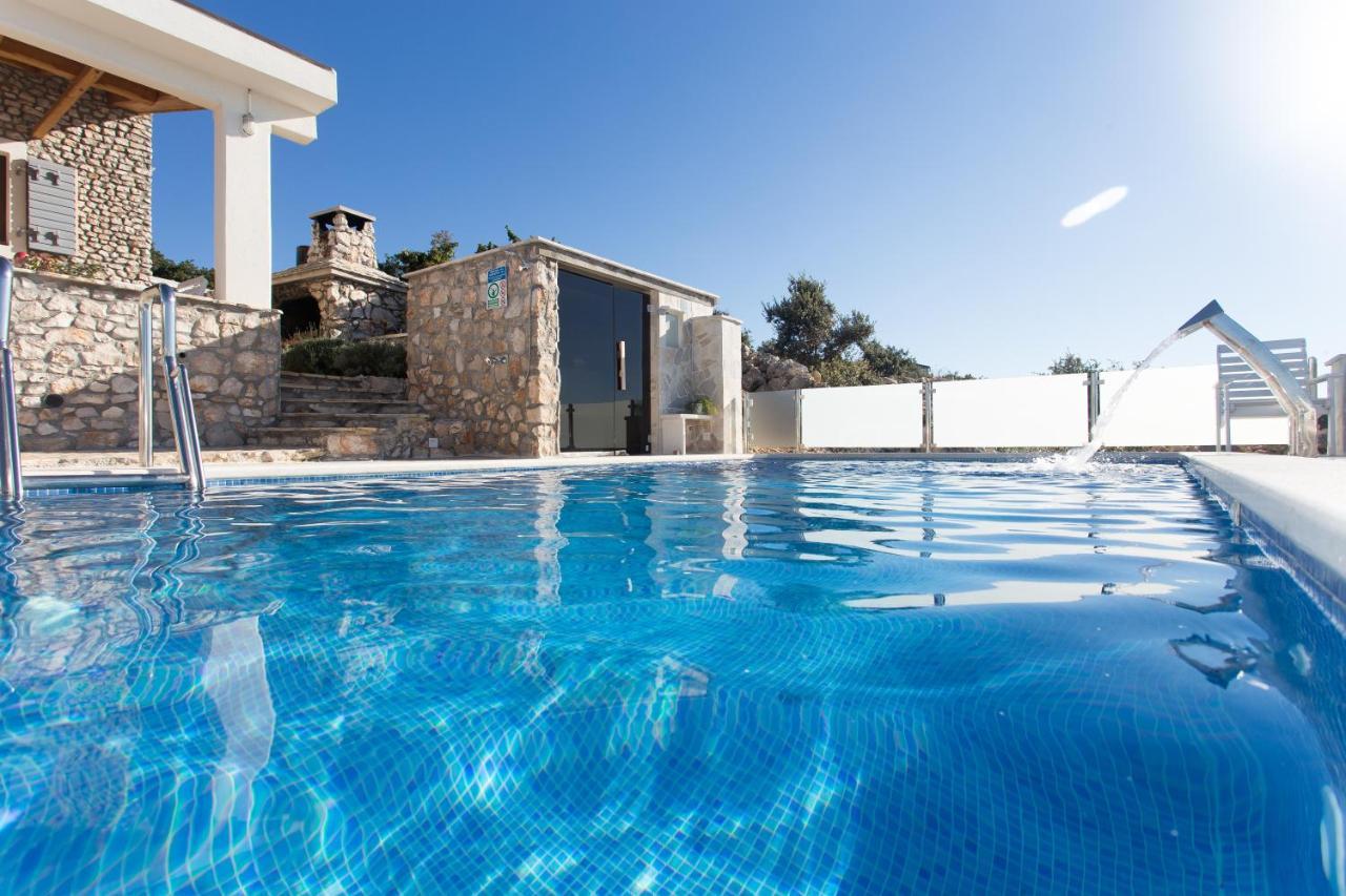 Villa, Stone House With Swimming Pool & Sauna, Beach, Sevid Eksteriør bilde
