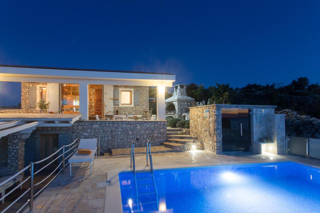 Villa, Stone House With Swimming Pool & Sauna, Beach, Sevid Eksteriør bilde